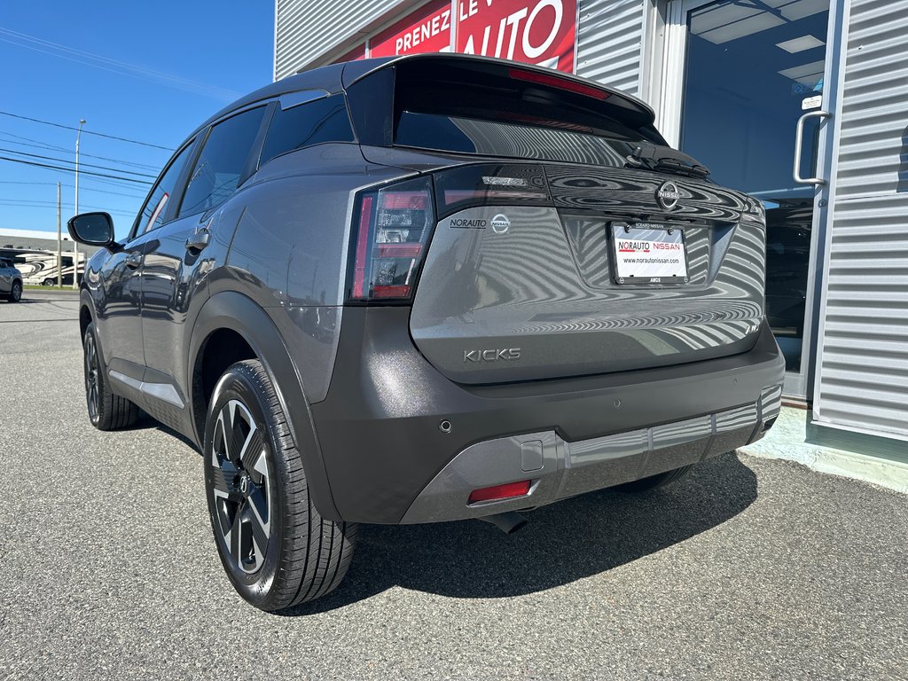 2026 Nissan Kicks SV AWD in Amos, Quebec - 5 - w1024h768px