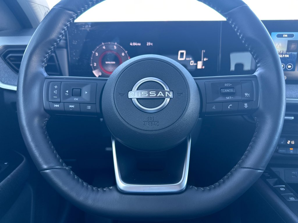 2026 Nissan Kicks SV AWD in Amos, Quebec - 10 - w1024h768px