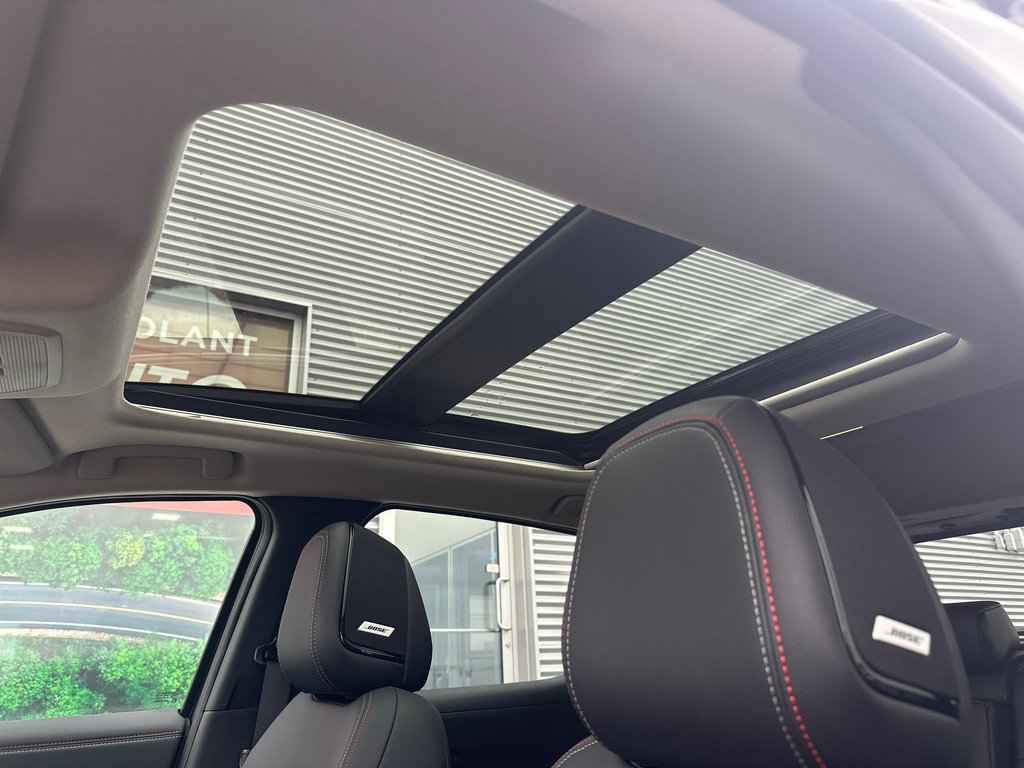 Nissan Kicks SR Premium AWD 2027 à Amos, Québec - 19 - w1024h768px