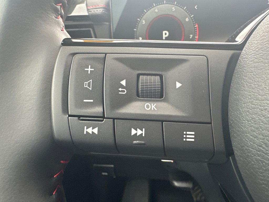 Nissan Kicks SR Premium AWD 2027 à Amos, Québec - 11 - w1024h768px