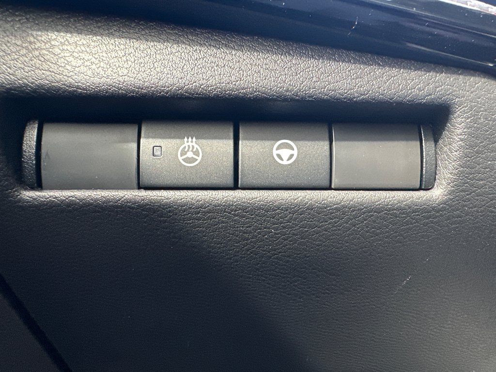2027 Nissan Kicks SR Premium AWD in Amos, Quebec - 14 - w1024h768px