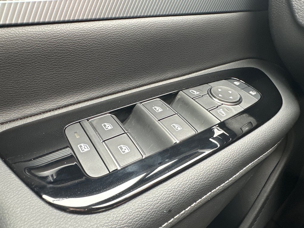 2025 Nissan Murano SL in Amos, Quebec - 14 - w1024h768px