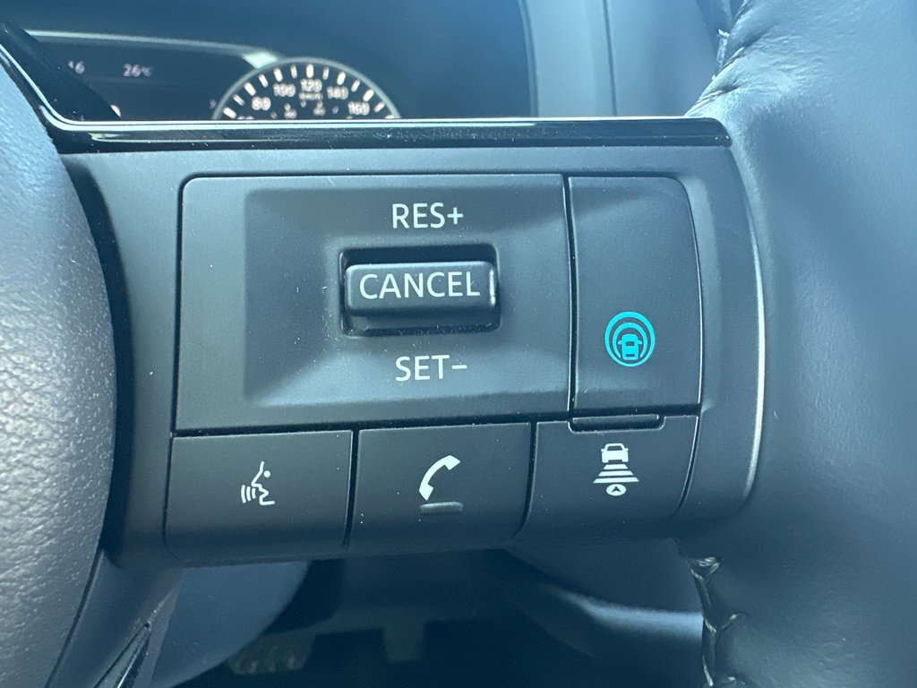 Nissan Pathfinder S AWD 2023 à Amos, Québec - 15 - w1024h768px