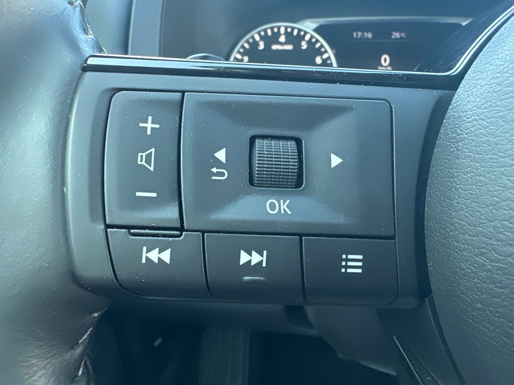 Nissan Pathfinder S AWD 2023 à Amos, Québec - 14 - w1024h768px