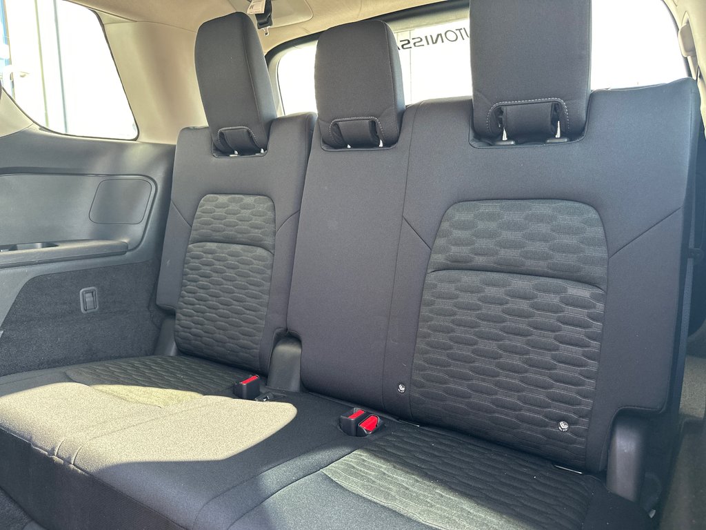 Nissan Pathfinder S AWD 2023 à Amos, Québec - 19 - w1024h768px