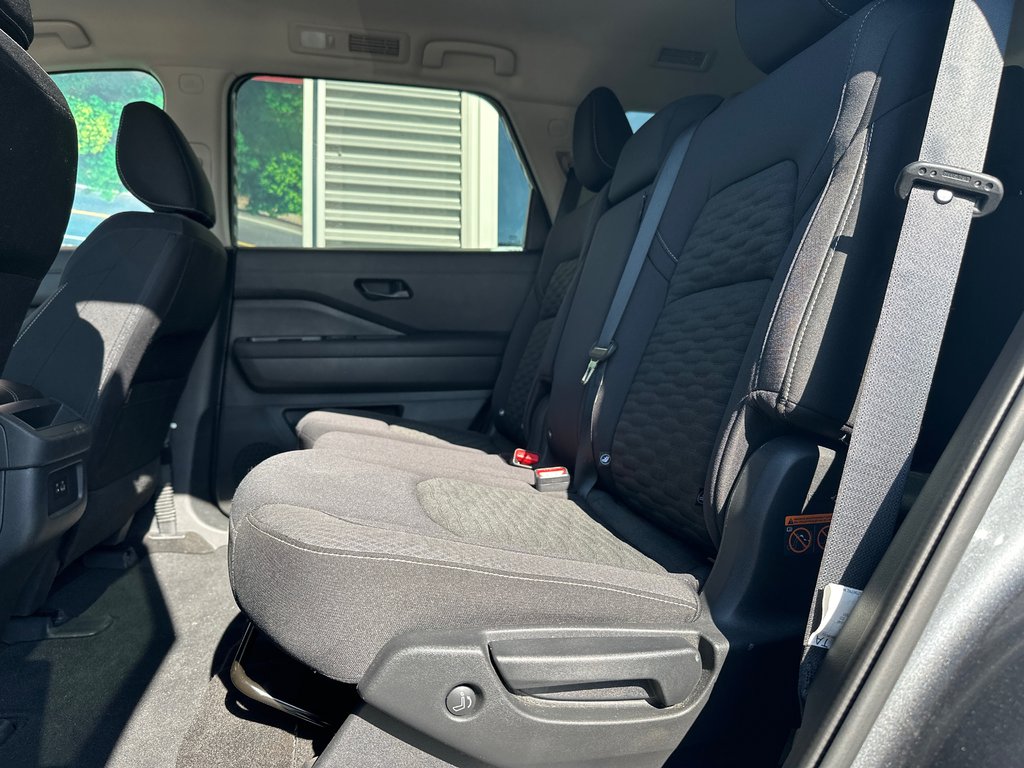 Nissan Pathfinder S AWD 2023 à Amos, Québec - 18 - w1024h768px