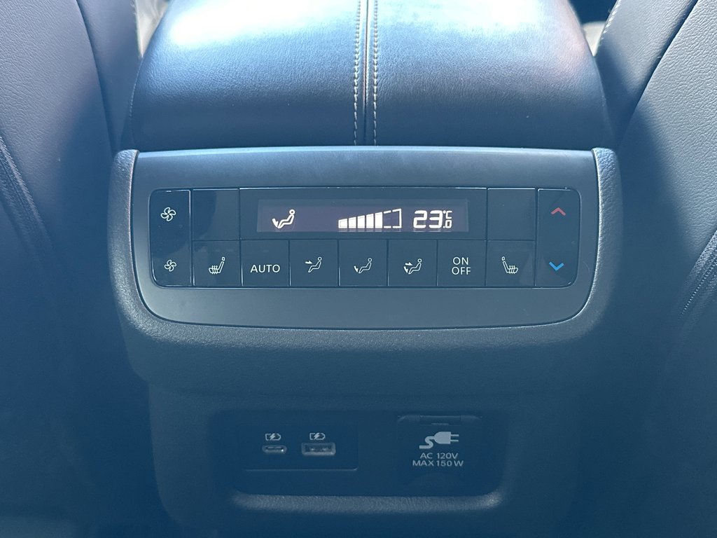 Nissan Pathfinder SL Privilège AWD 2023 à Amos, Québec - 21 - w1024h768px