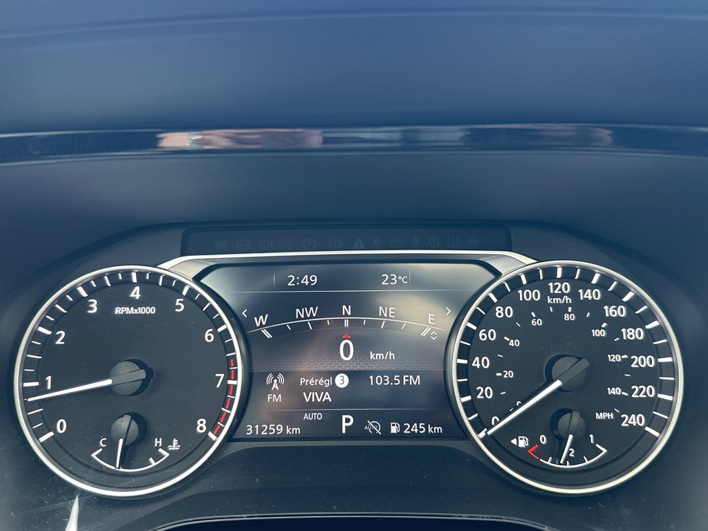 Nissan Pathfinder SL Privilège AWD 2023 à Amos, Québec - 15 - w1024h768px