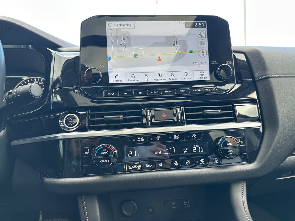 Nissan Pathfinder SL Privilège AWD 2023 à Amos, Québec - 12 - w1024h768px