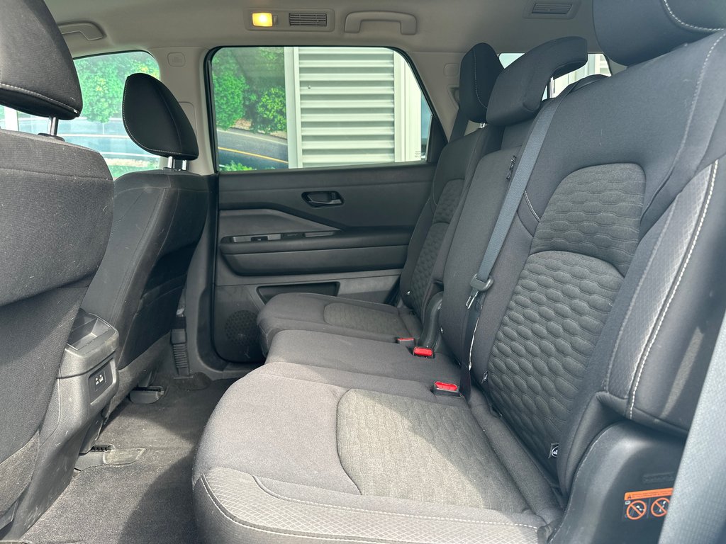 Nissan Pathfinder S AWD 2024 à Amos, Québec - 15 - w1024h768px
