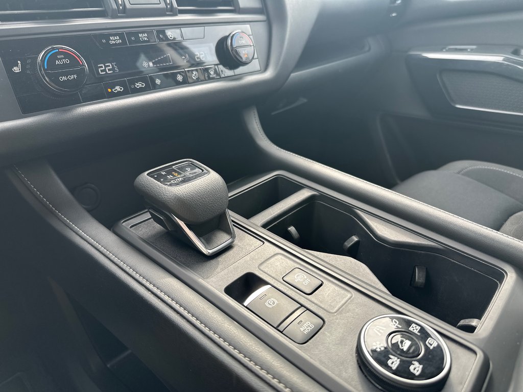 Nissan Pathfinder S AWD 2024 à Amos, Québec - 11 - w1024h768px