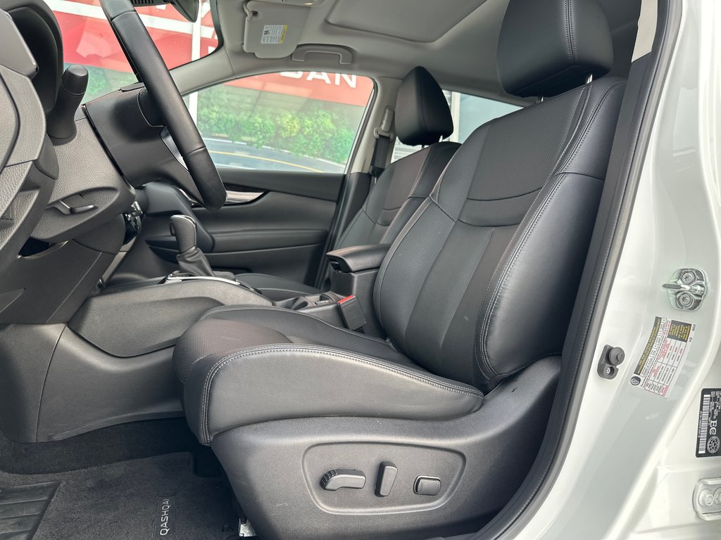 Nissan Qashqai SL AWD 2023 à Amos, Québec - 9 - w1024h768px