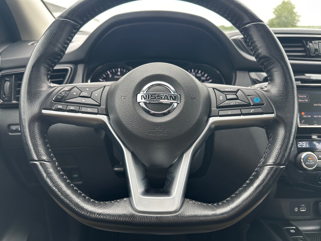 2023 Nissan Qashqai SV AWD in Amos, Quebec - 10 - w1024h768px