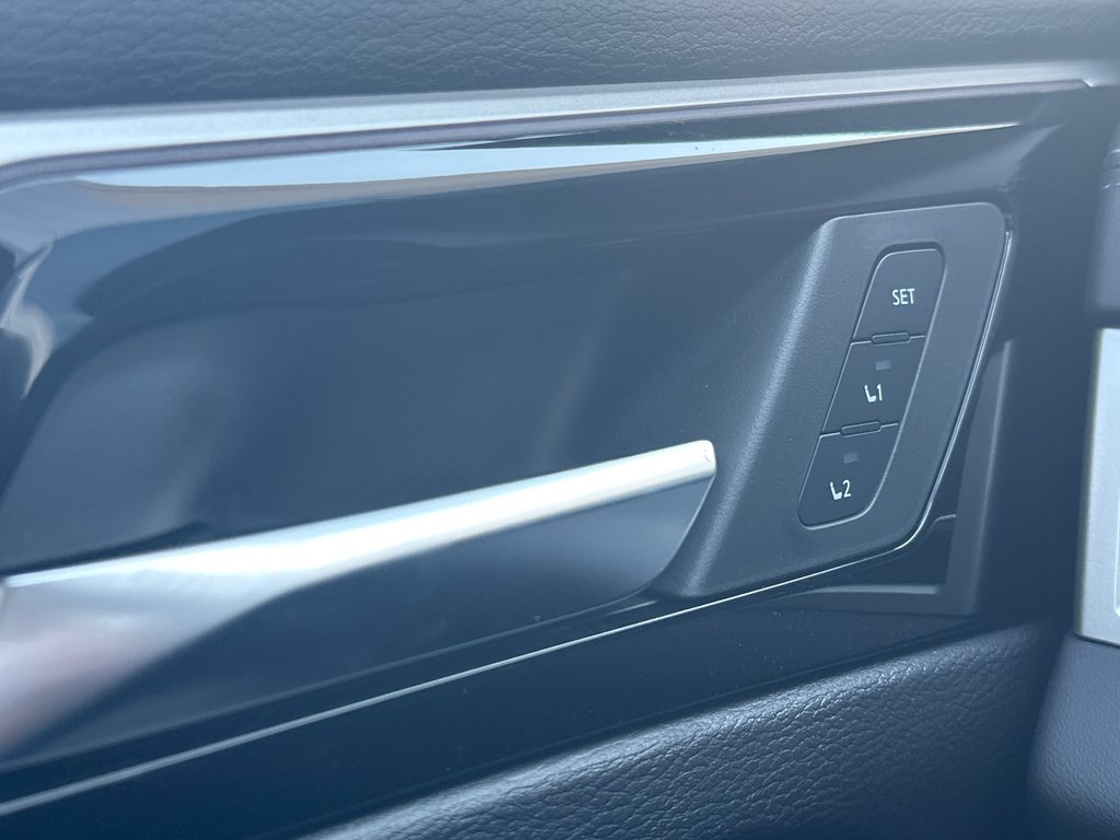 2026 Nissan Rogue Plug-in Hybrid Platinum in Amos, Quebec - 15 - w1024h768px