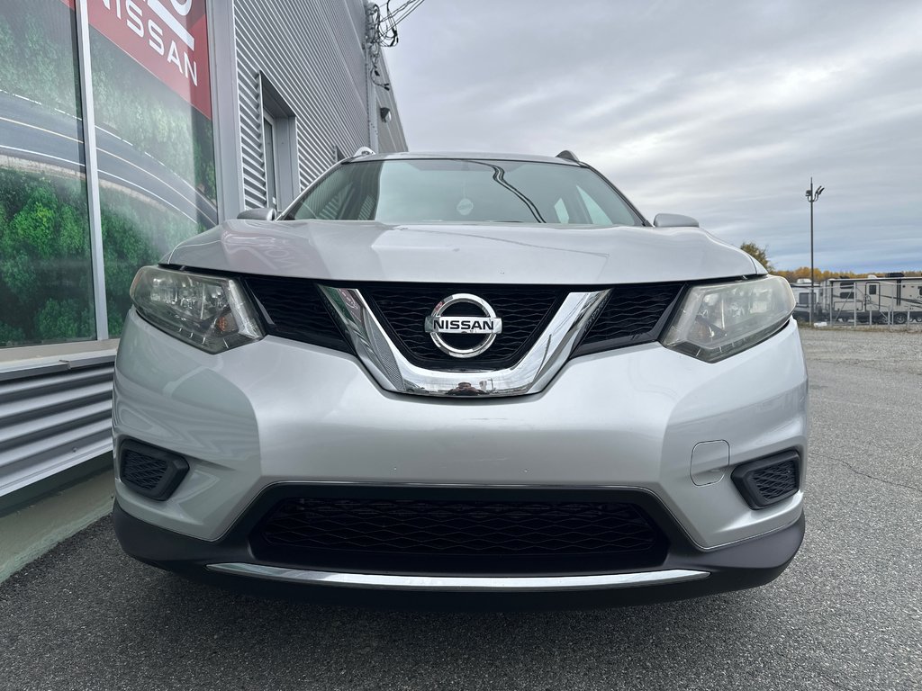 Nissan Rogue S AWD 2015 à Amos, Québec - 5 - w1024h768px