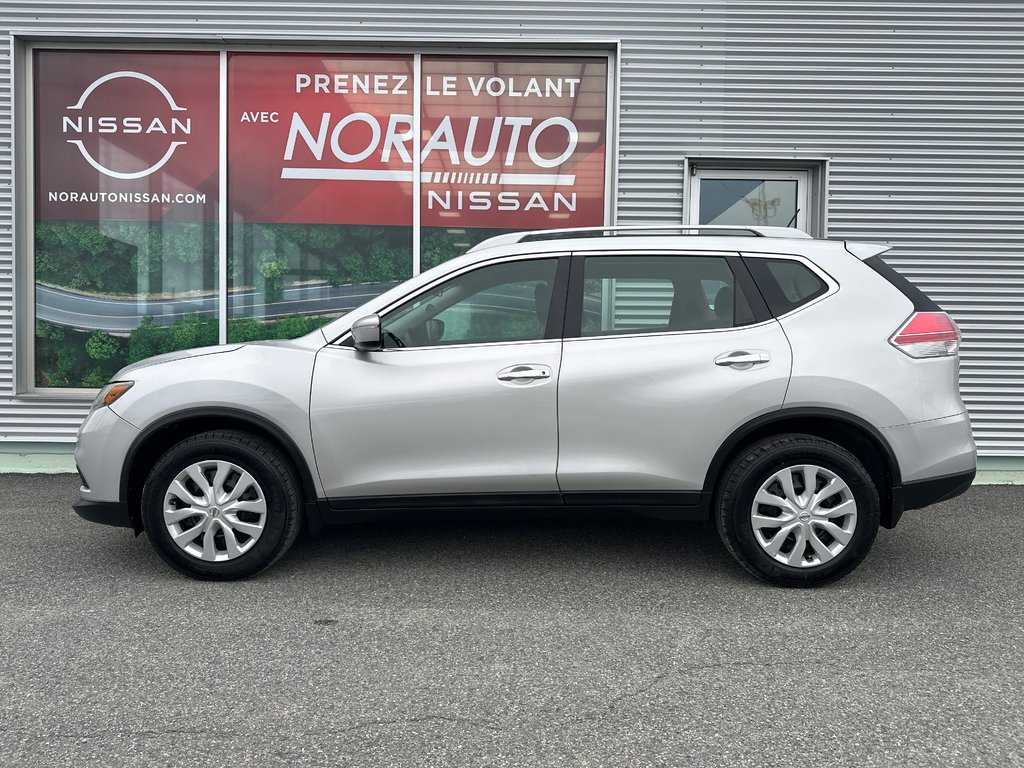 Nissan Rogue S AWD 2015 à Amos, Québec - 3 - w1024h768px