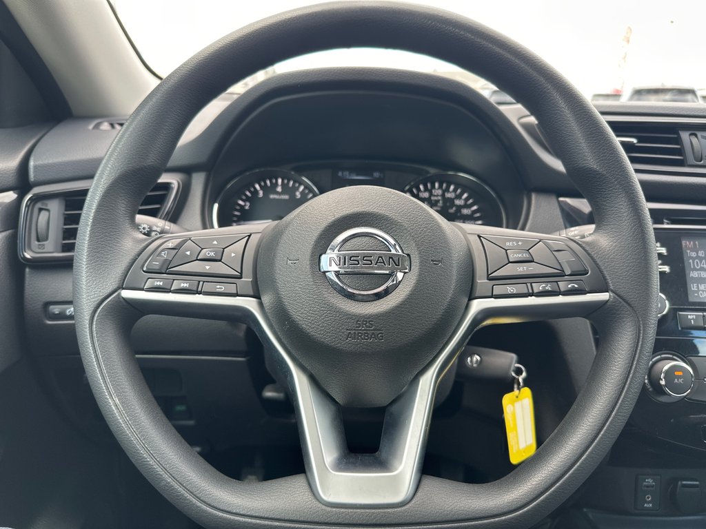 Nissan Rogue S AWD 2017 à Amos, Québec - 10 - w1024h768px