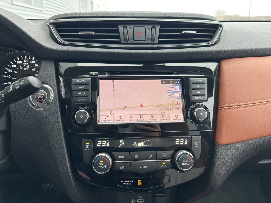 Nissan Rogue SL PLATINUM AWD 2020 à Amos, Québec - 11 - w1024h768px
