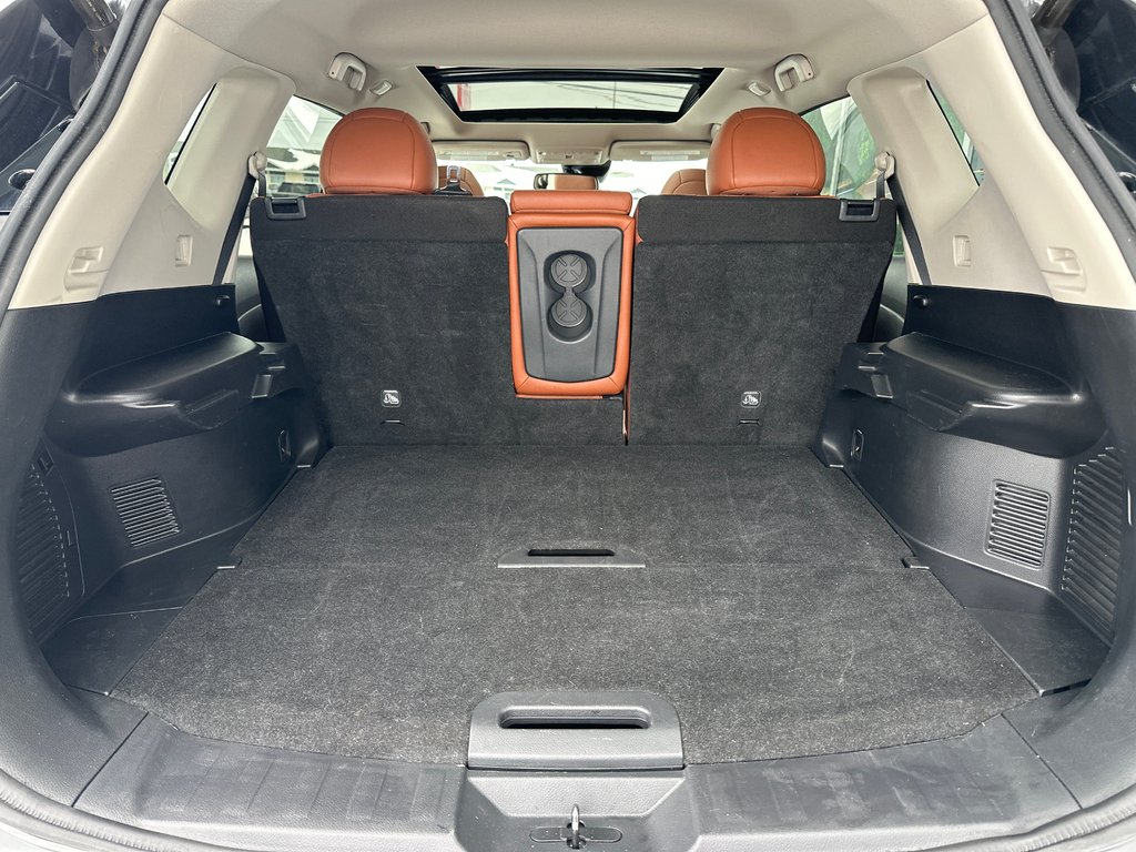 Nissan Rogue SL PLATINUM AWD 2020 à Amos, Québec - 17 - w1024h768px