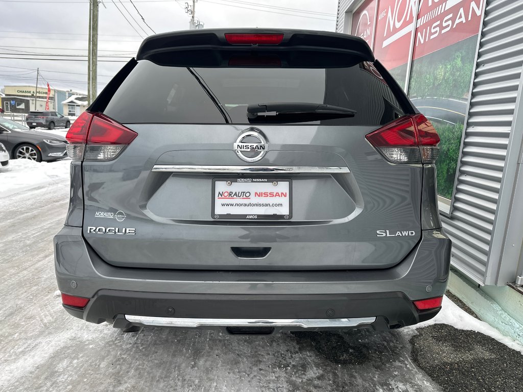 Nissan Rogue SL PLATINUM AWD 2020 à Amos, Québec - 8 - w1024h768px