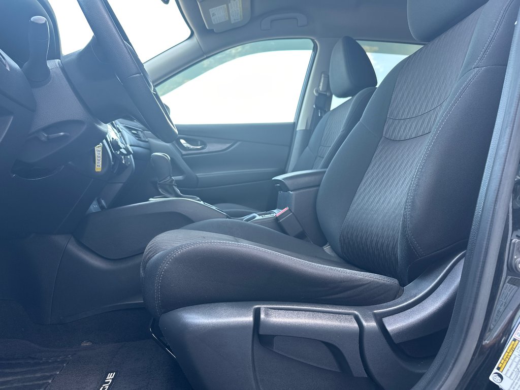 2020 Nissan Rogue Special Edition AWD in Amos, Quebec - 9 - w1024h768px