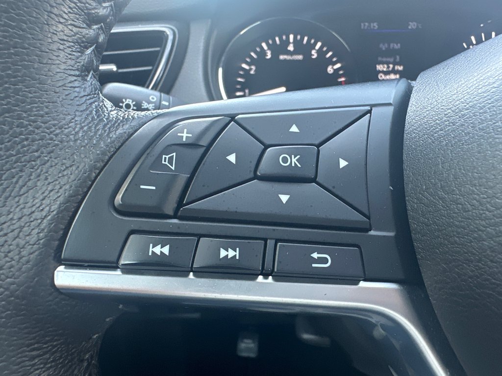 2020 Nissan Rogue Special Edition AWD in Amos, Quebec - 11 - w1024h768px