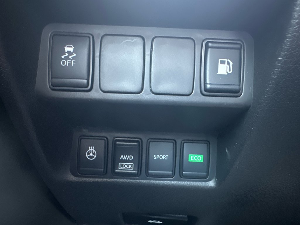 2020 Nissan Rogue Special Edition AWD in Amos, Quebec - 16 - w1024h768px