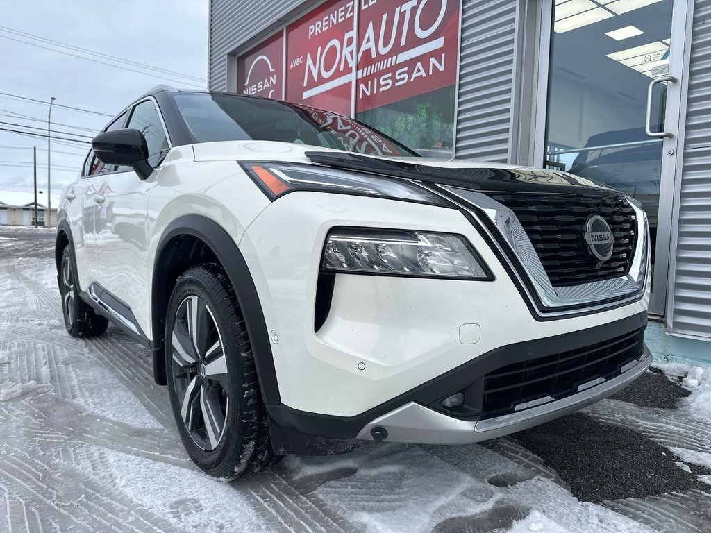 Nissan Rogue Platinum AWD 2021 à Amos, Québec - 2 - w1024h768px