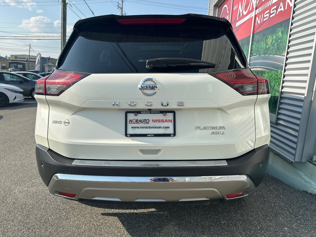 Nissan Rogue Platinum AWD 2021 à Amos, Québec - 8 - w1024h768px