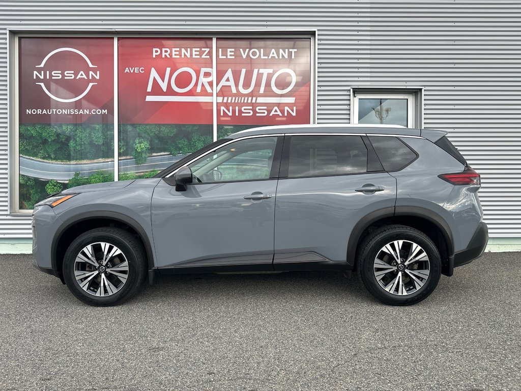 2021 Nissan Rogue SV PRIVILÈGE AWD in Amos, Quebec - 3 - w1024h768px