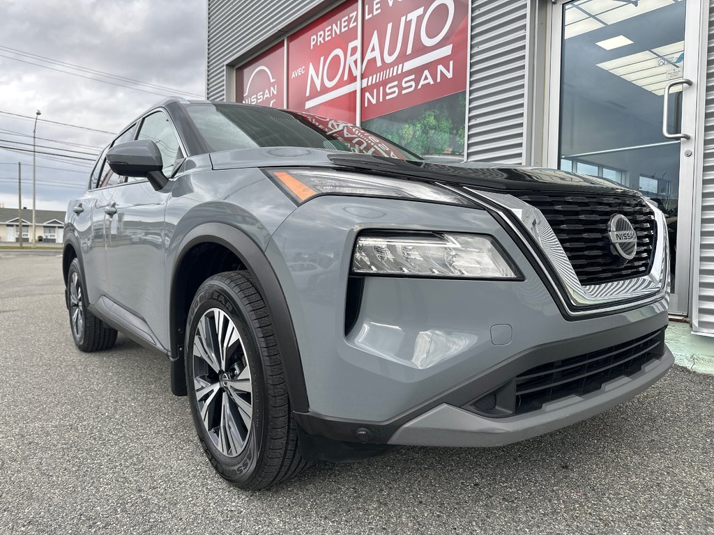 2021 Nissan Rogue SV PRIVILÈGE AWD in Amos, Quebec - 2 - w1024h768px