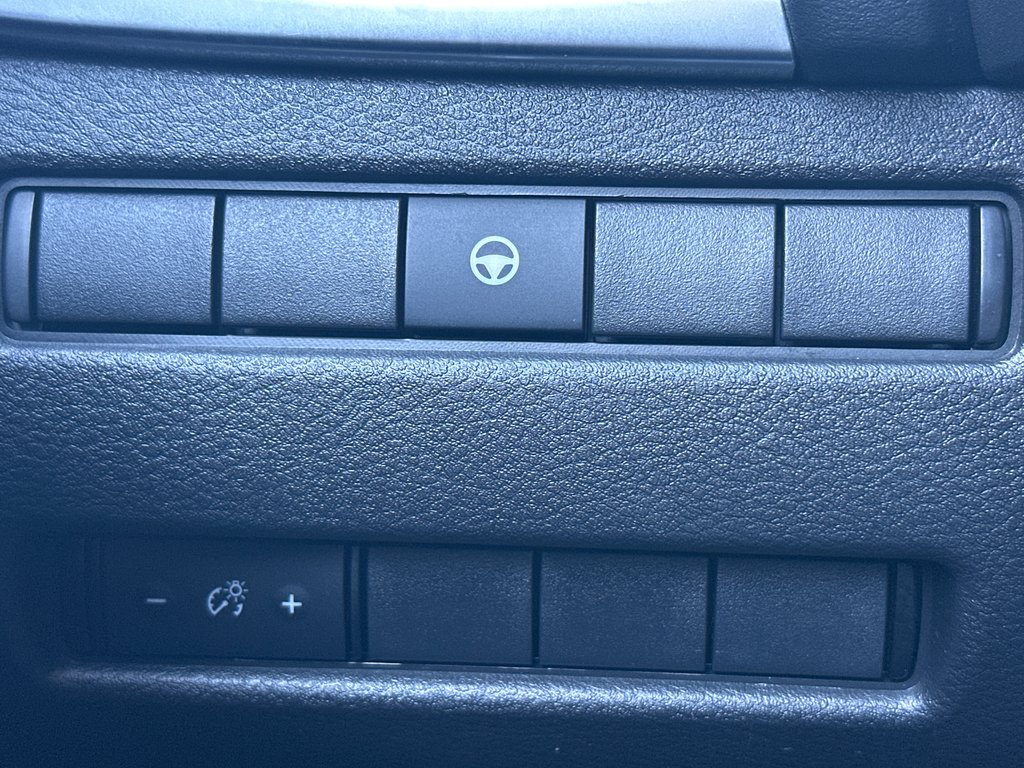 2021 Nissan Rogue SV in Amos, Quebec - 16 - w1024h768px