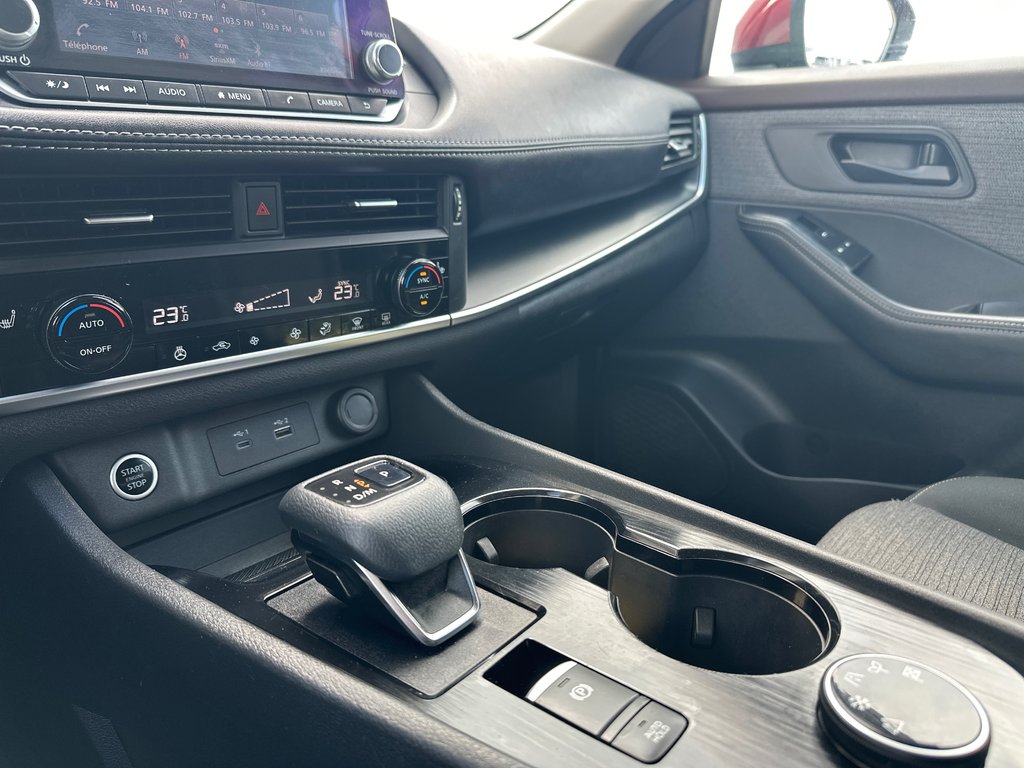 2021 Nissan Rogue S AWD in Amos, Quebec - 12 - w1024h768px