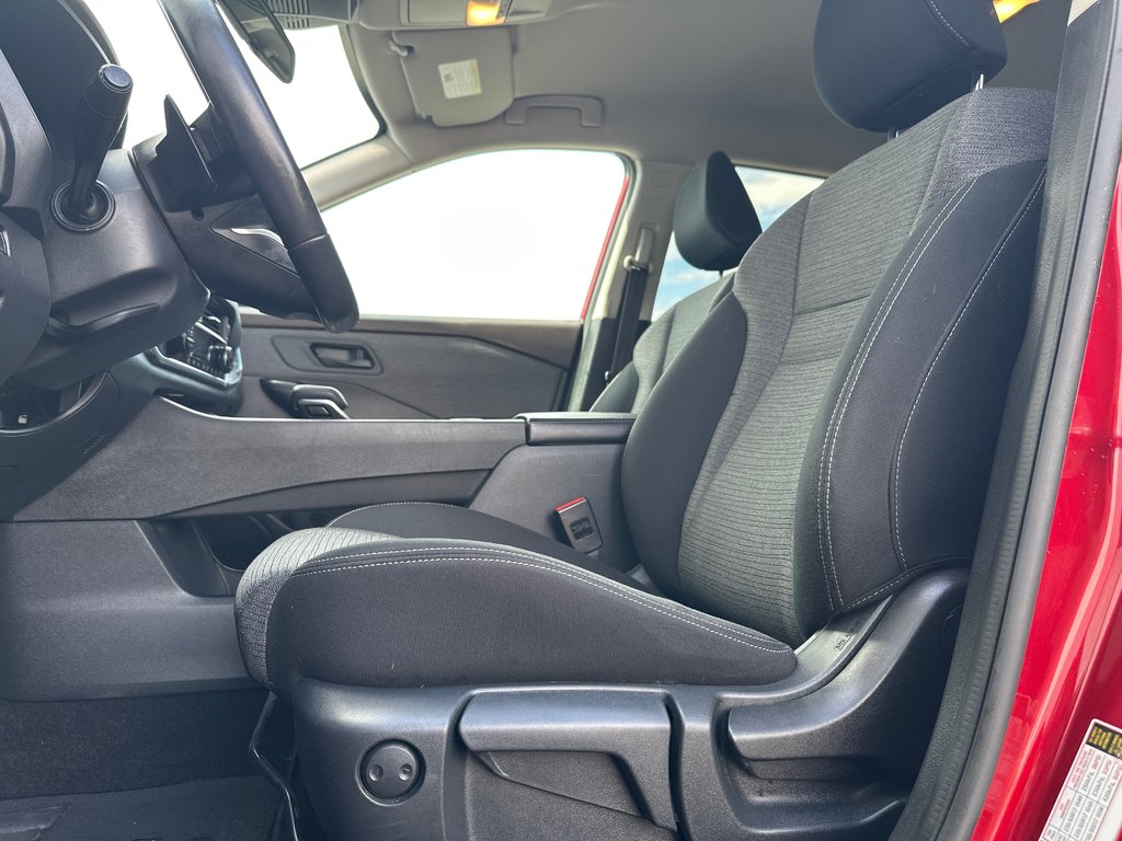 2021 Nissan Rogue S AWD in Amos, Quebec - 9 - w1024h768px
