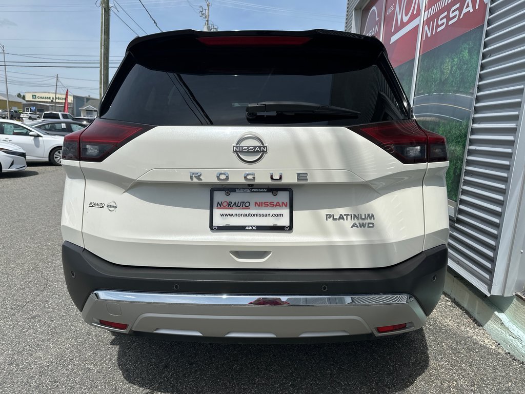 2022 Nissan Rogue Platinum AWD in Amos, Quebec - 8 - w1024h768px
