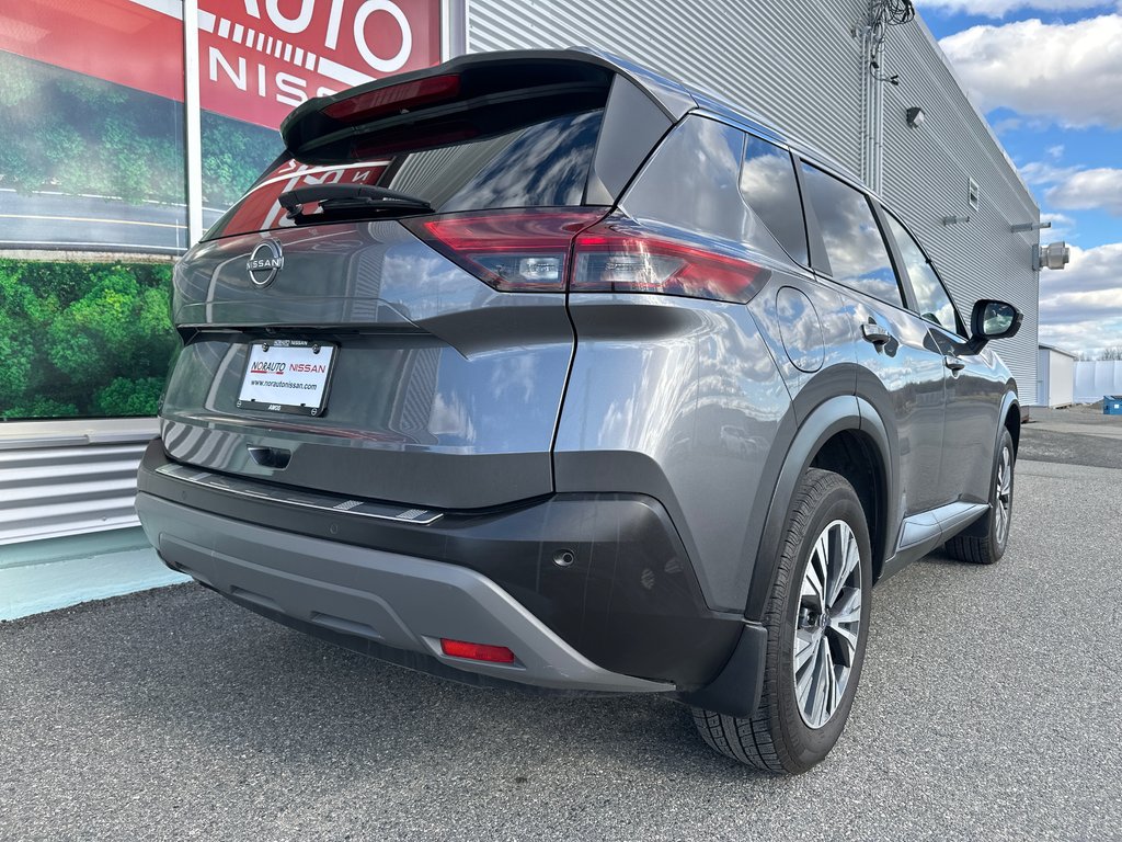 2023 Nissan Rogue SV AWD in Amos, Quebec - 6 - w1024h768px
