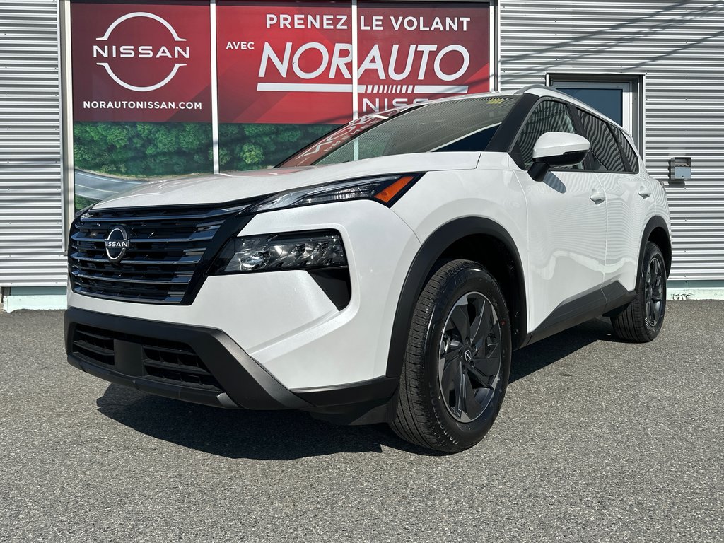 Nissan Rogue SV MOONROOF 2025 à Amos, Québec - 1 - w1024h768px
