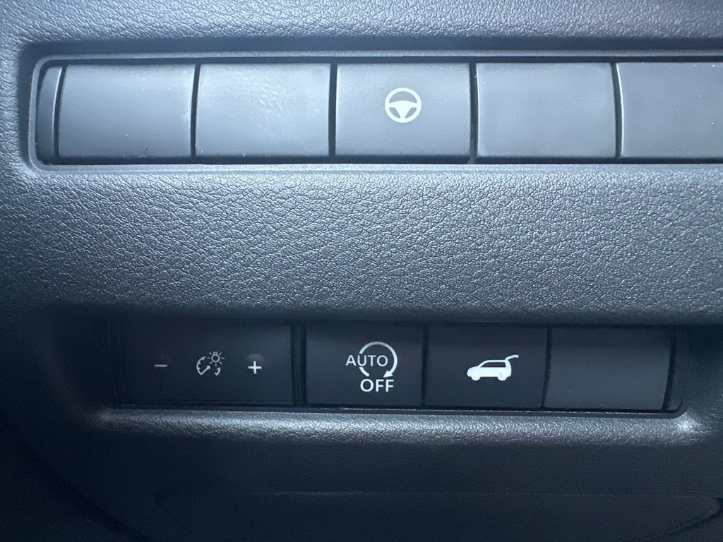 Nissan Rogue SV MOONROOF 2025 à Amos, Québec - 12 - w1024h768px
