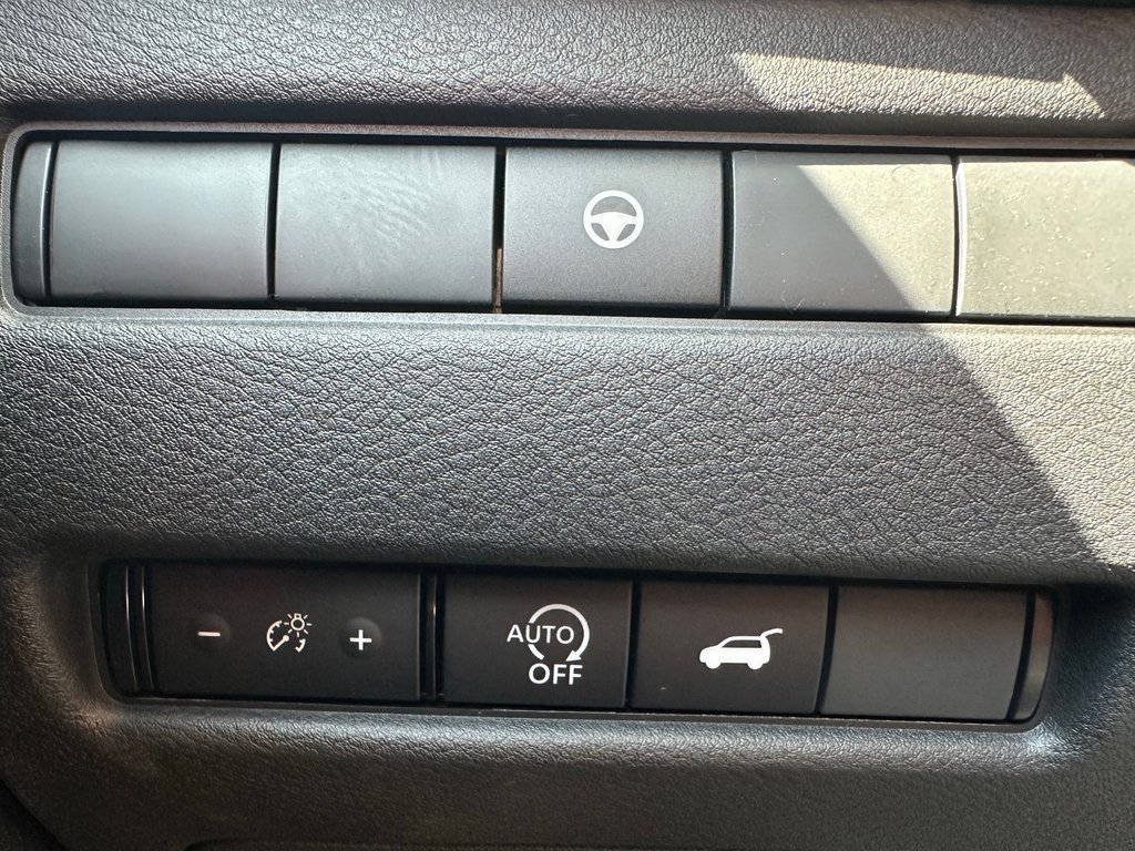 2025 Nissan Rogue MIDNIGHT EDITION in Amos, Quebec - 12 - w1024h768px