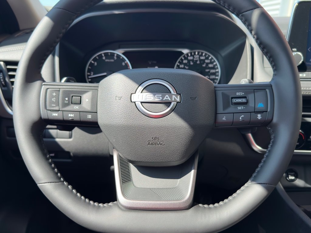 2025 Nissan Rogue MIDNIGHT EDITION in Amos, Quebec - 7 - w1024h768px