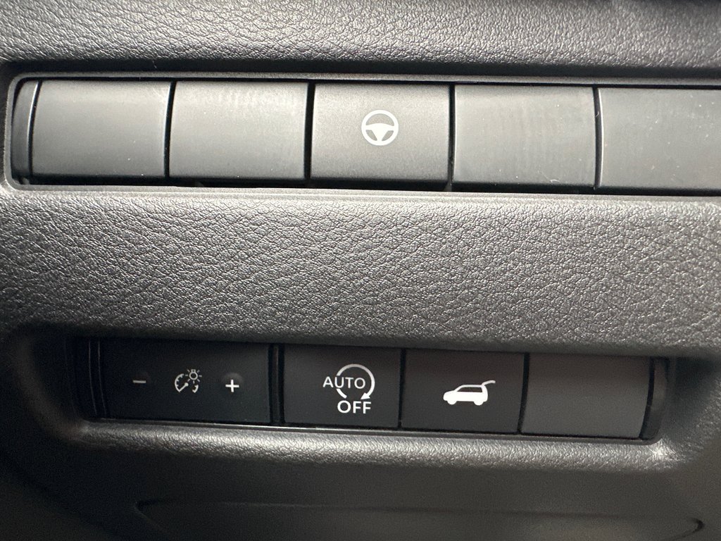2025 Nissan Rogue MIDNIGHT EDITION in Amos, Quebec - 10 - w1024h768px