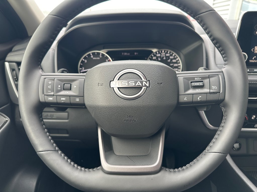 2025 Nissan Rogue S in Amos, Quebec - 7 - w1024h768px