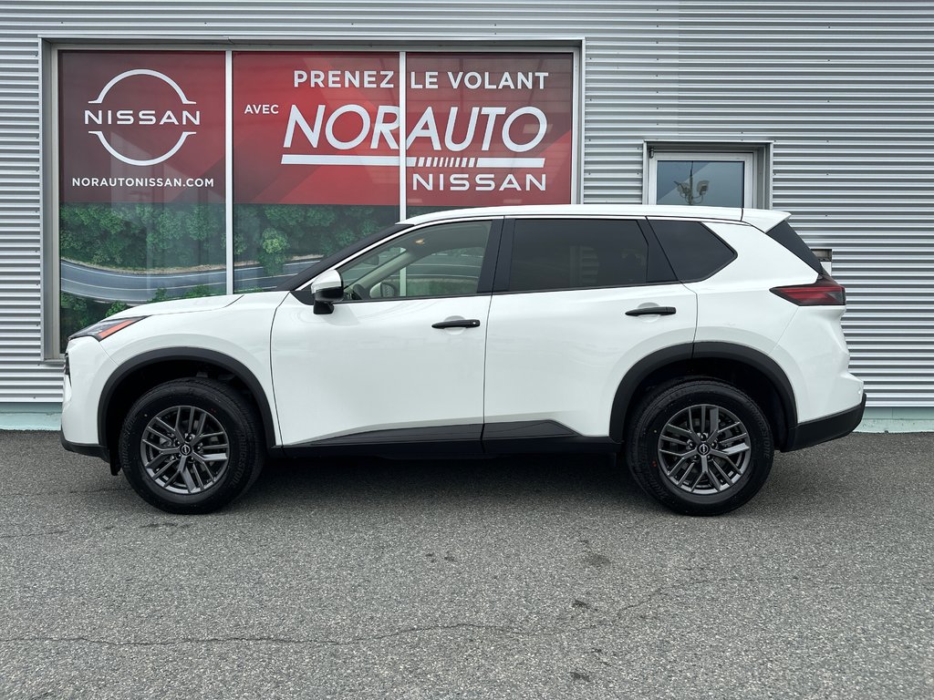 2025 Nissan Rogue S in Amos, Quebec - 2 - w1024h768px