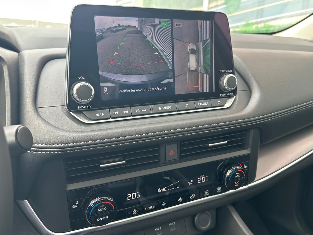2025 Nissan Rogue SV PREMIUM in Amos, Quebec - 11 - w1024h768px