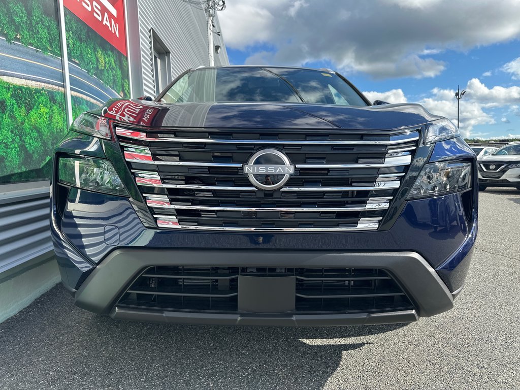 Nissan Rogue SV MOONROOF 2025 à Amos, Québec - 4 - w1024h768px