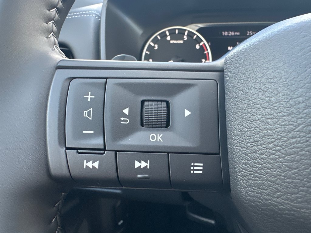 Nissan Rogue SV MOONROOF 2025 à Amos, Québec - 10 - w1024h768px