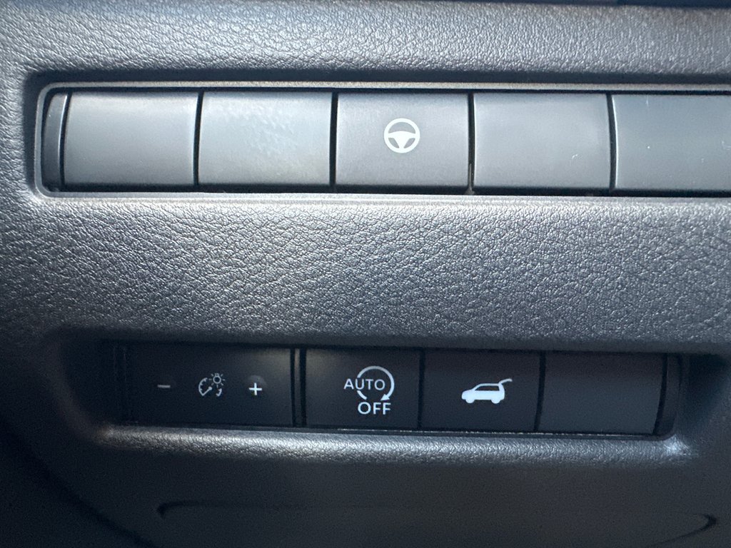 Nissan Rogue SV MOONROOF 2025 à Amos, Québec - 12 - w1024h768px