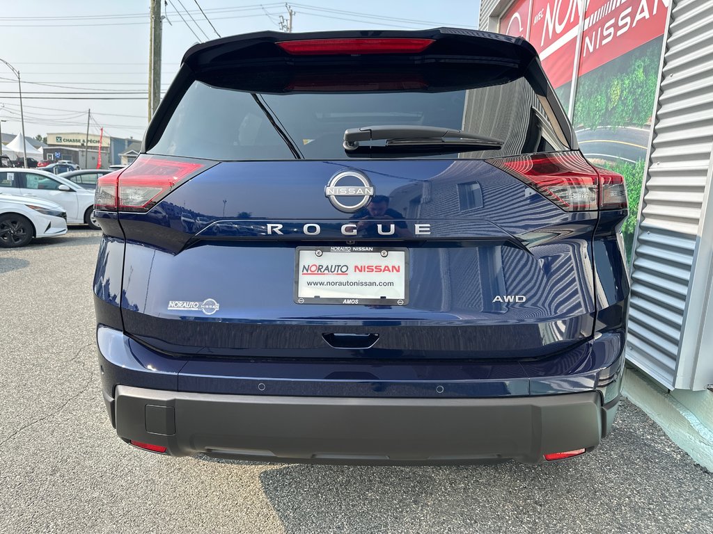 Nissan Rogue SV PREMIUM 2025 à Amos, Québec - 5 - w1024h768px