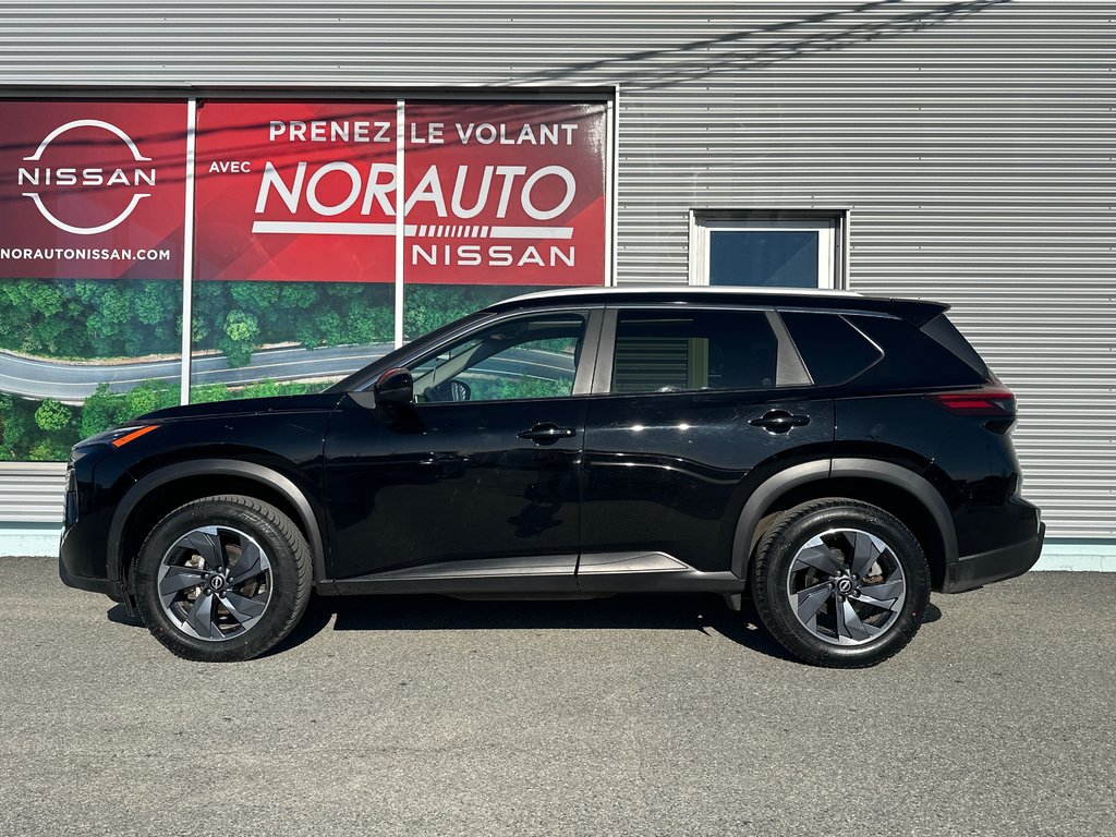 Nissan Rogue SV AWD 2025 à Amos, Québec - 3 - w1024h768px
