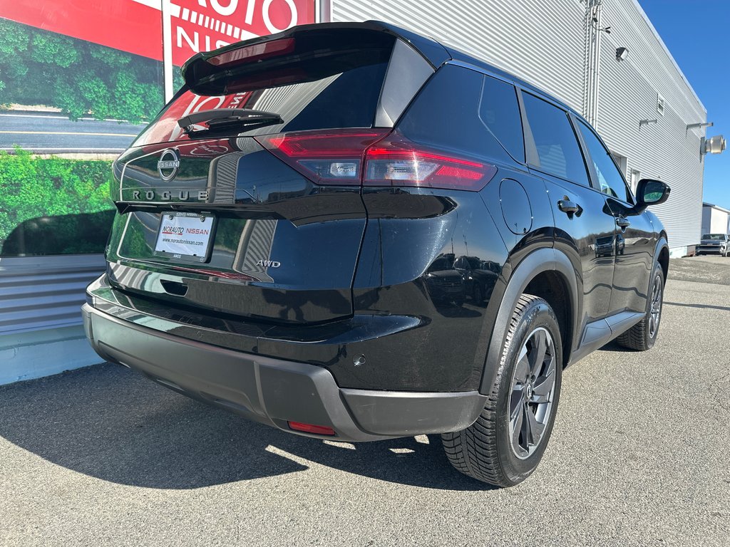 Nissan Rogue SV AWD 2025 à Amos, Québec - 6 - w1024h768px